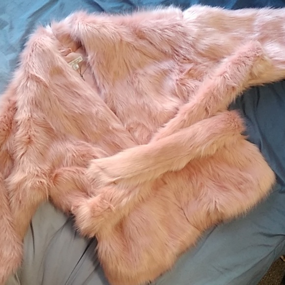 Faux fur jacket - Picture 2 of 6